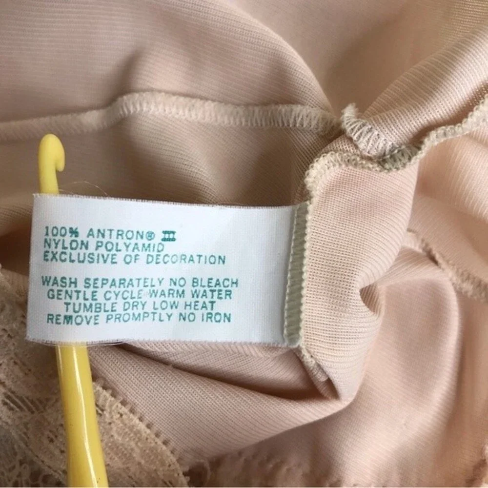 Vintage Vassarette Underneath It All 1970s Full Slip Lace Nude Womens 36 Long